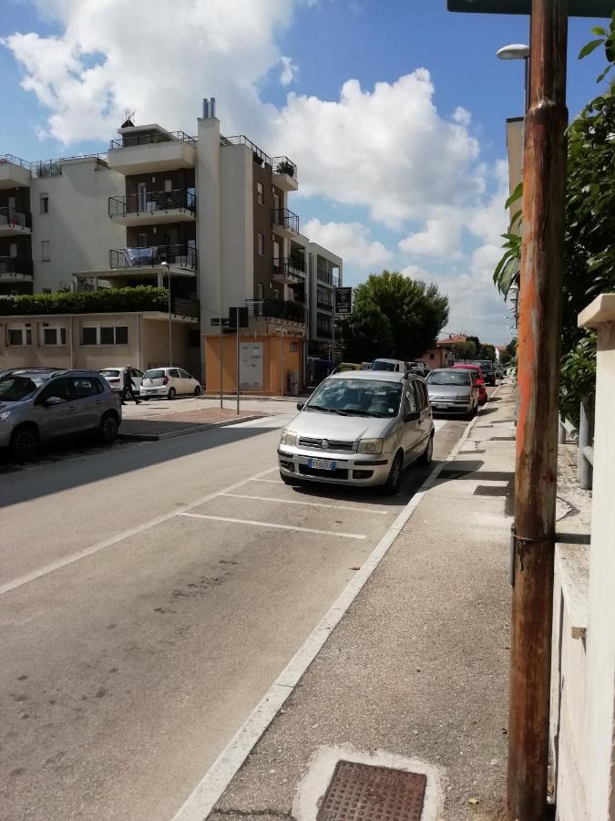 Appartamento A Due Passi Civitanova Marche Exterior foto
